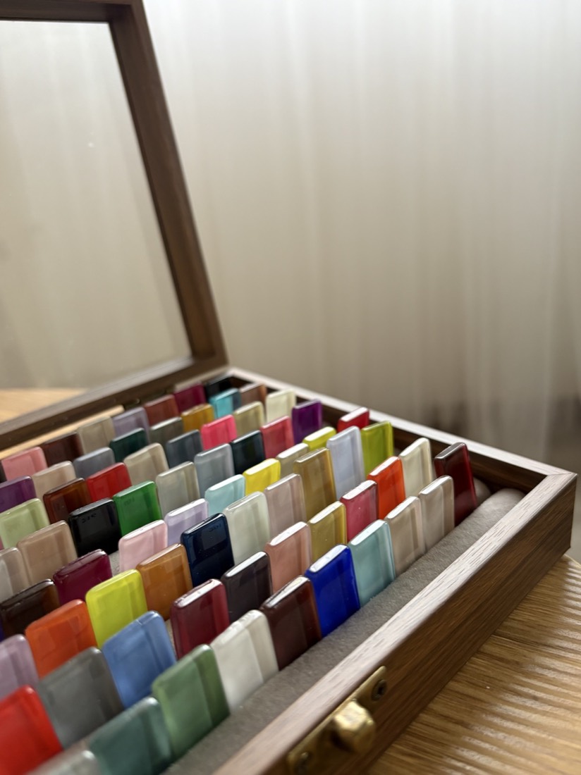 airu. のカラーチップ